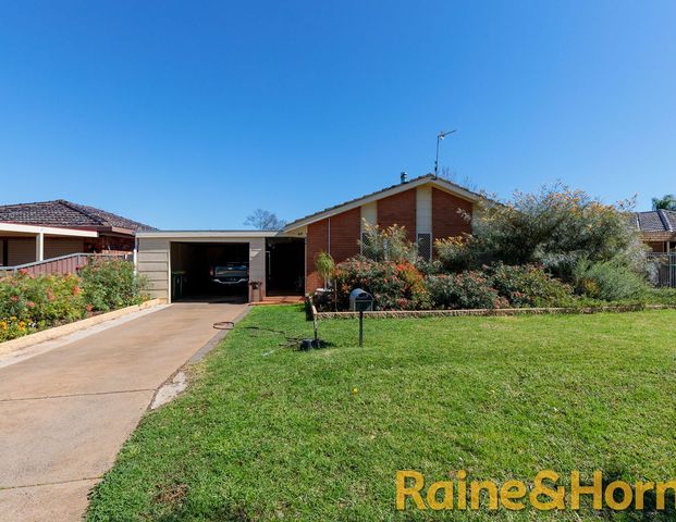 49 Oxley Circle, Dubbo, NSW 2830 - Photo 1