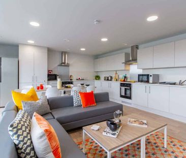 Copper En Suite - Photo 1