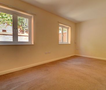 Flat to rent, - Photo 2