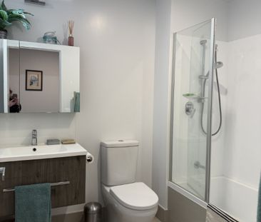 Modern Living in Mount Wellington – Spacious Townhouse - Photo 6