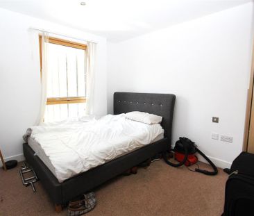 La Salle, Leeds City Centre, LS10 1NW - Photo 6