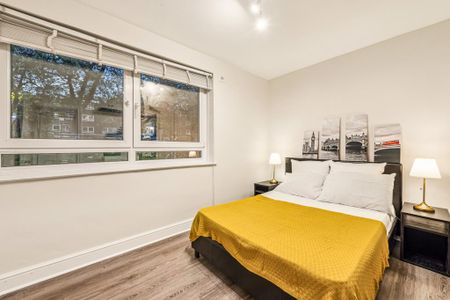 3 bedroom flat to rent - Photo 4