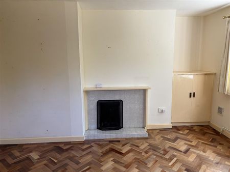 4 BED Detached house To rent - Photo 3