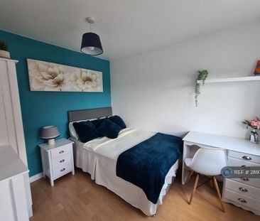 1 bedroom in a house share to rent - Photo 5