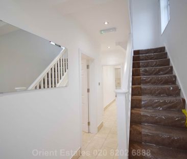 Price £3,300 pcm - Available 24/11/2025 - Unfurnished - Photo 2