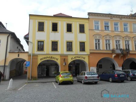 Pronájem podkrovního bytu 1+kk v centru Svitav - Photo 3