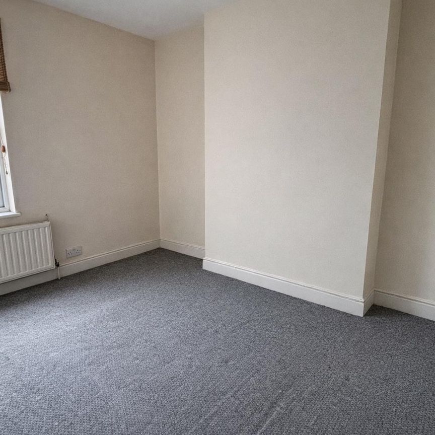 Seaside, Eastbourne - Photo 1