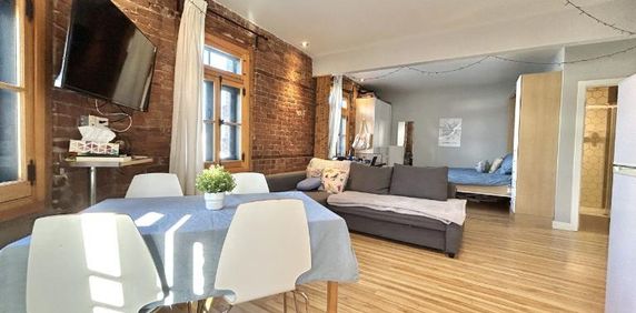 Loft entièrement meublé à louer Vieux-Québec mai 2026 - Photo 2