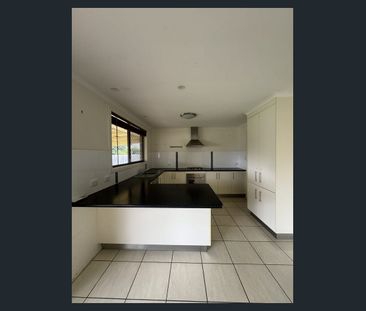 A Place You'll Love Coming Home To. Comfort, Space & Convenience Aw... - Photo 4