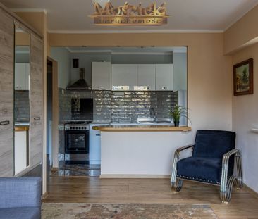 Warszawa, Mokotów, Sadyba, Jana III Sobieskiego - Photo 4