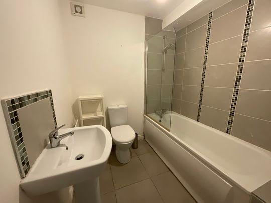 Unit 18, 2 West Circular Close, Belfast, BT13 3WQ - Photo 1