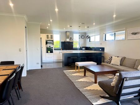 Wigram, 4 bedrooms - Photo 5