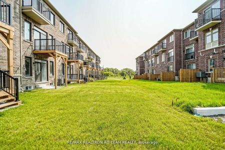 For Lease - 13 Hallmark Way, Whitby, Ontario - Photo 4