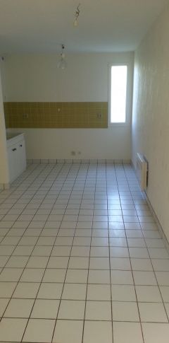 Location Appartement Studio 38 m² Vatan - Photo 1