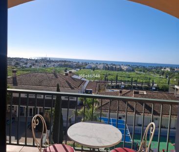 Middle Floor Apartment in San Pedro de Alcántara - Photo 5