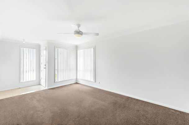 Low maintenance family home - Photo 1