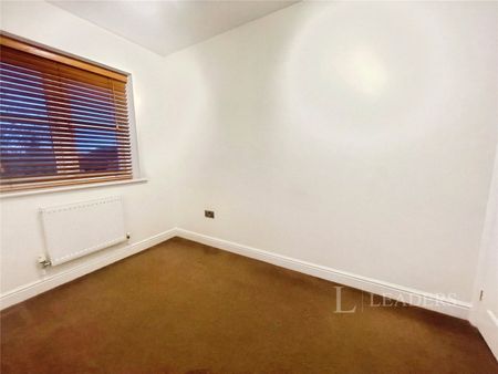 house to rent Pebble Island Way, Leamington Spa, Warwickshire, CV31 - Photo 4