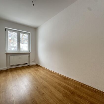 Helle 4-Raum Wohnung im Zentrum von Gelenau - Photo 4