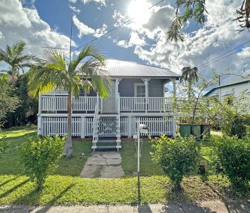 “Character Home, Beautiful Yard with a Refreshing Inground Spa!!” - Photo 5