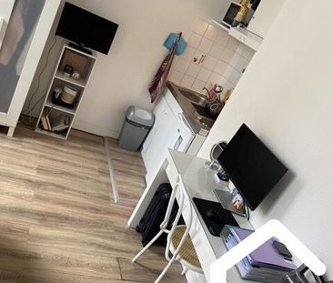 A LOUER STUDIO ST AGNE 407.05€cc / 15 m² / PROCHE METRO - Photo 3