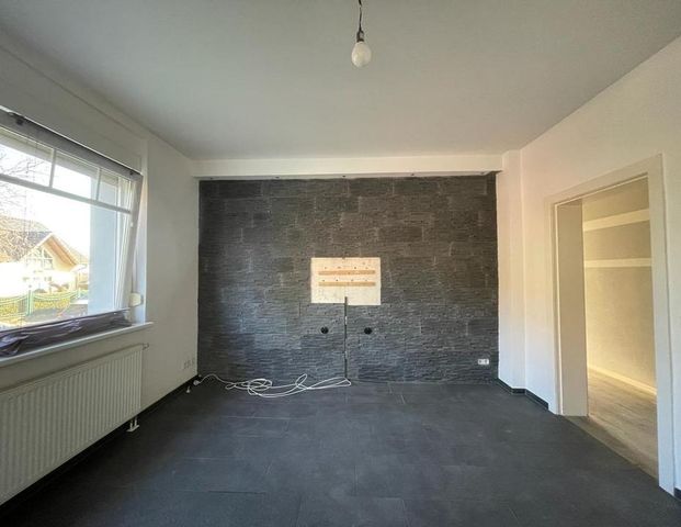 Attraktive 3-Zimmer-Wohnung mit EBK in der Nähe Kaulsdorfer Seen. - Photo 1