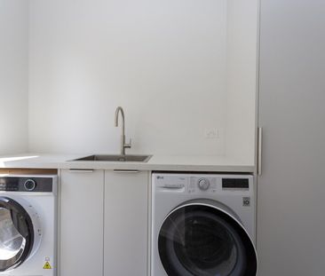 Modern three bedroom home in Halswell! - Photo 2