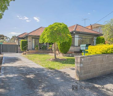 Renovated & Spacious Three-Bedroom Home in Prime Burwood Location - Photo 4