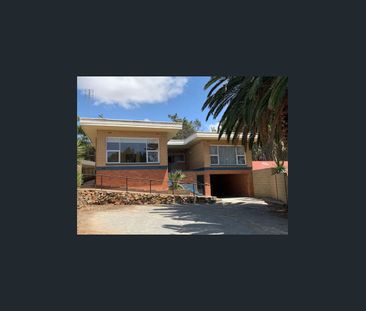 3 Bedroom home with ocean views - Photo 5