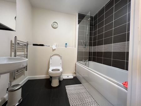 Broad Gauge Way, Wolverhampton, West Midlands, WV10 - Photo 5