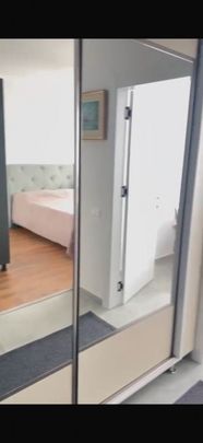 Aparatorii patriei jilavei cu parcare - Photo 1