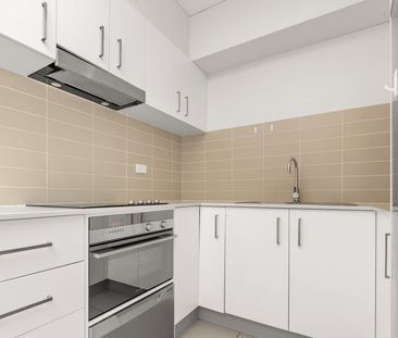 Comfortable & Convenient 2-Bed Unit – Gungahlin - Photo 4