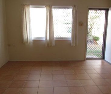 1/19 Meadow Street, North Mackay - Photo 1