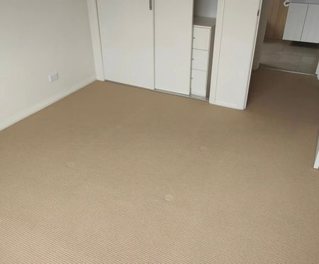 Rouse Hill - Photo 3