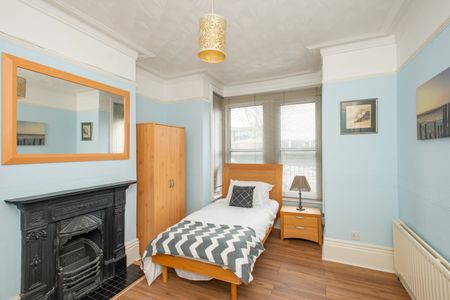 Marlborough road - Photo 2