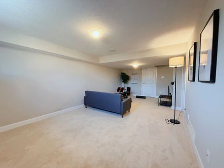 For Lease - 107 Aura Avenue, Barrhaven, Ontario - Photo 4