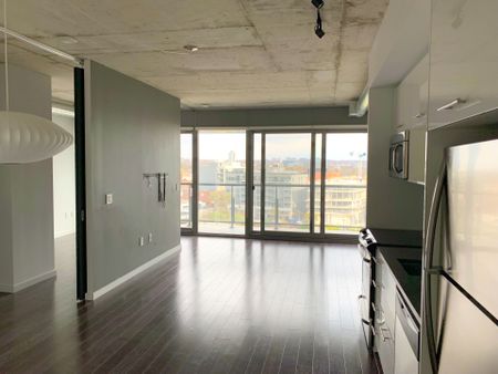 For Lease - 32 Trolley Crescent Unit# 1001, Toronto, Ontario - Photo 5