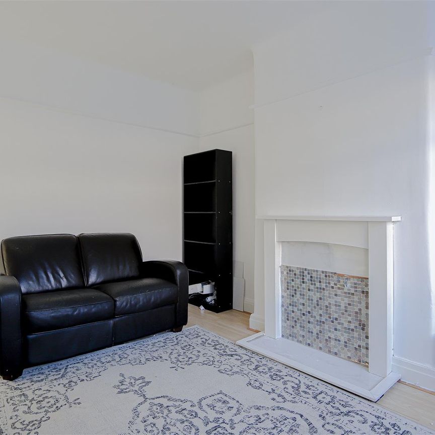 Manchester Road, Swinton - Photo 1