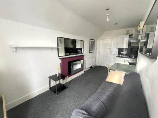 1 bedroom flat to rent - Photo 1