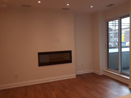 For Lease - 200 Woodbine Avenue Unit# 208, Toronto, Ontario - Photo 1