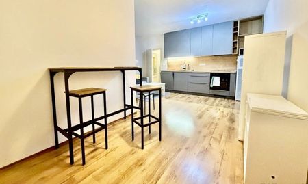 BA IV. Na prenájom 2 izbový byt na Kresánkovej ulici - Photo 5