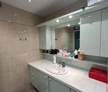 Location Appartement 3 pièces 78m² ROQUEBRUNE CAP MARTIN 06190 - Photo 5