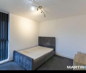 1 bedroom in a house share to rent - Photo 2