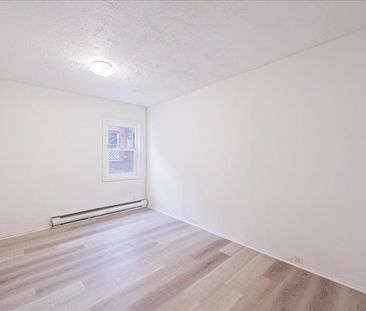 For Lease - 166 Main Street Unit# 1, Brampton, Ontario - Photo 2