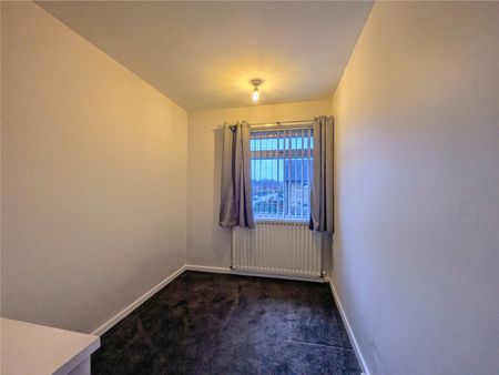 3 bed terraced house to rent in Laindon Avenue, Middlesbrough, TS4 - Photo 4