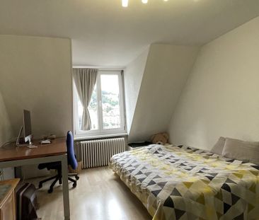 Zentrale 1.5 Zi.-Dachwohnung mit Lift - Photo 3