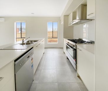 12 Snowbird Road, Winter Valley - Photo 2