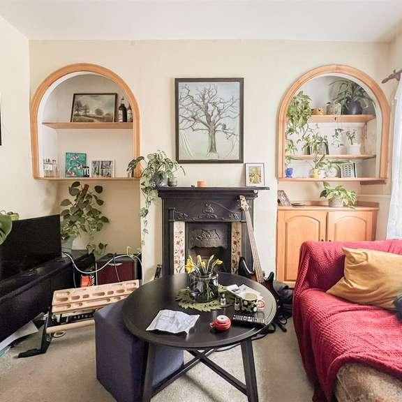 West Street, Salisbury, SP2 - Photo 1