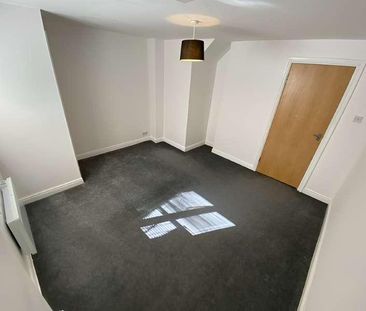 Conference Road, Armley, Leeds, LS12 - Photo 4