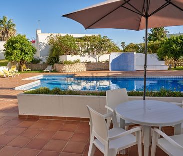 Moradia geminada em Olhos de Água, Albufeira e Olhos de Água - Photo 2