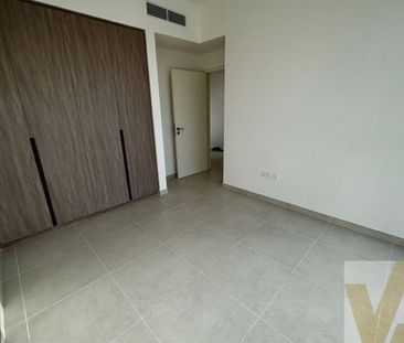 PRIME LOCATION | SINGLE ROW | BRAND NEW - Photo 3